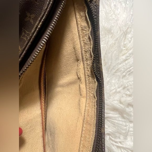 Louis Vuitton Looping GM vintage - 💎Authenticated 💎 - Picture 10 of 16